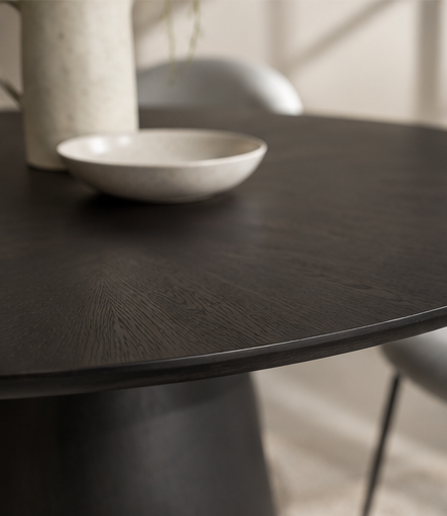 NOIR Sculptural Round Dining Set