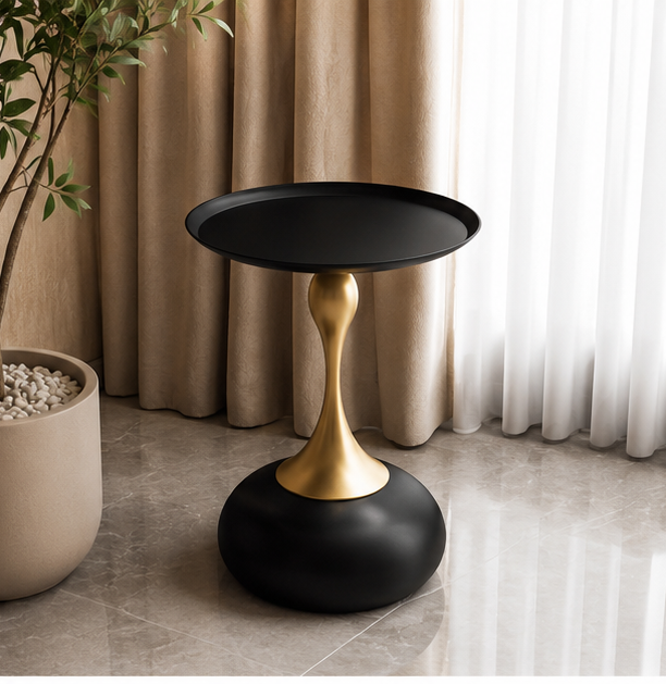 MORA Gloss Accent Table – Black & Gold